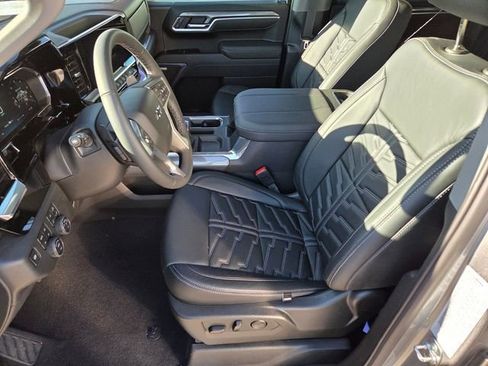New 2026 Chevrolet Silverado 1500 RST w/ All Star Edition Plus AWD/4WD image 7