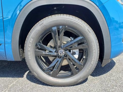 New 2026 Volkswagen Atlas Cross Sport SEL R-Line AWD/4WD image 12