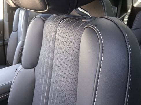 New 2026 Cadillac Vistiq Sport image 21