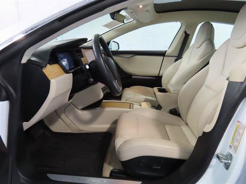 Used 2018 Tesla Model S 100D AWD/4WD image 17