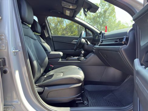 Used 2024 Kia Sportage X-Line AWD/4WD image 16