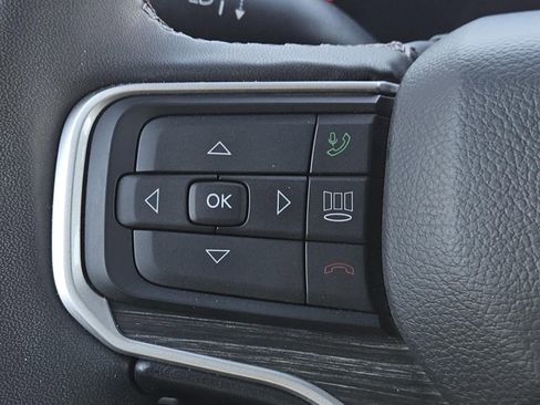 Used 2023 Jeep Wagoneer Series III w/ Preferred Equipment Group image 16