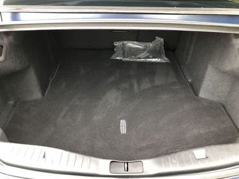 Used 2019 Lincoln MKZ Reserve FWD image 33