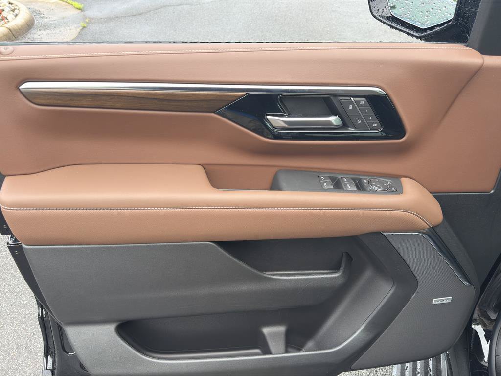 New 2026 Chevrolet Tahoe High Country AWD/4WD image 21