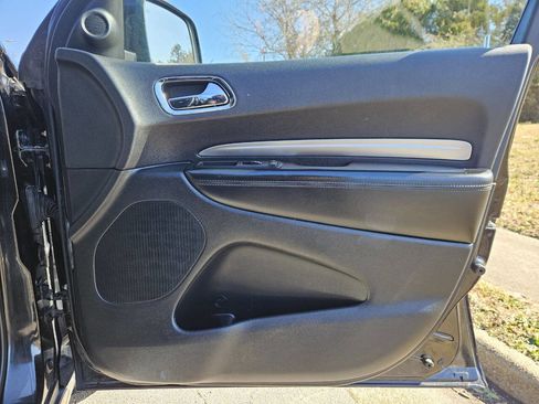 Used 2013 Dodge Durango SXT image 17