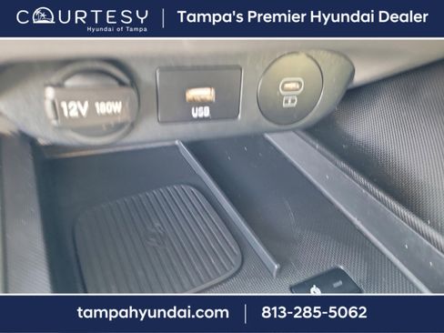 Certified 2025 Hyundai Elantra Sport image 28