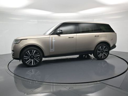 Used 2023 Land Rover Range Rover Long Wheelbase Autobiography AWD/4WD image 2