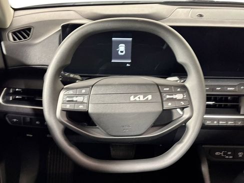 New 2026 Kia K4 FWD image 13