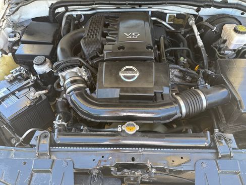 Used 2019 Nissan Frontier SV w/ Value Truck Package AWD/4WD image 21