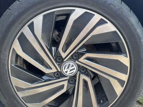 Used 2019 Volkswagen Jetta SEL Premium FWD image 24