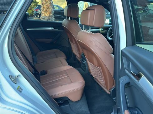 Used 2025 Audi Q5 2.0T Premium image 16