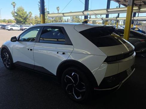 Used 2023 Hyundai Ioniq 5 SEL AWD/4WD image 4