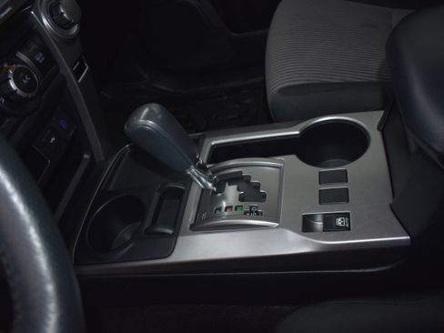 Used 2022 Toyota 4Runner SR5 image 22