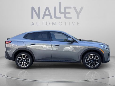 Used 2025 BMW X2 xDrive28i AWD/4WD image 4