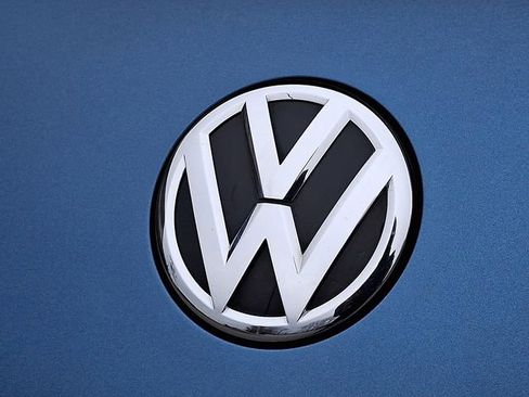 Used 2017 Volkswagen Beetle 1.8T SE image 27