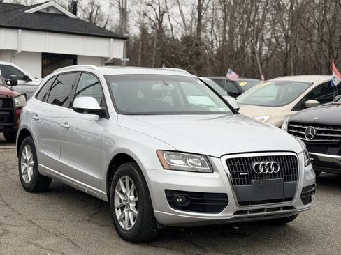 Used 2011 Audi Q5 2.0T Premium AWD/4WD image 2