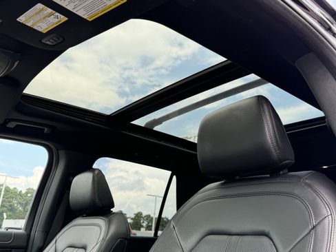 Used 2021 Ford Expedition Limited RWD image 24