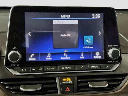 Used 2024 Nissan Altima 2.5 SV FWD image 14