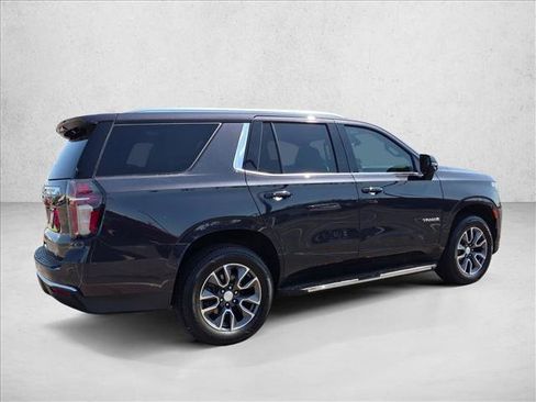 Used 2022 Chevrolet Tahoe LT w/ Luxury Package AWD/4WD image 8