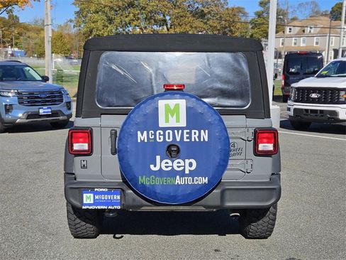 Used 2021 Jeep Wrangler Unlimited Sport image 4
