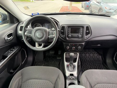 Used 2018 Jeep Compass Sport FWD image 24