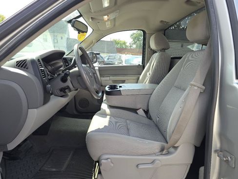 Used 2010 GMC Sierra 1500 SLE w/ SLE Preferred Package AWD/4WD image 11