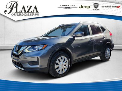 Used 2017 Nissan Rogue S w/ S Appearance Package