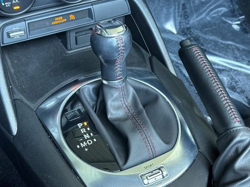 Used 2017 MAZDA MX-5 Miata RF Club image 18