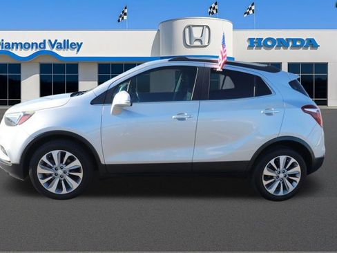 Used 2019 Buick Encore Preferred image 8