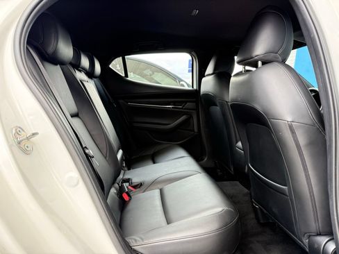 Used 2019 MAZDA MAZDA3 AWD Hatchback image 19