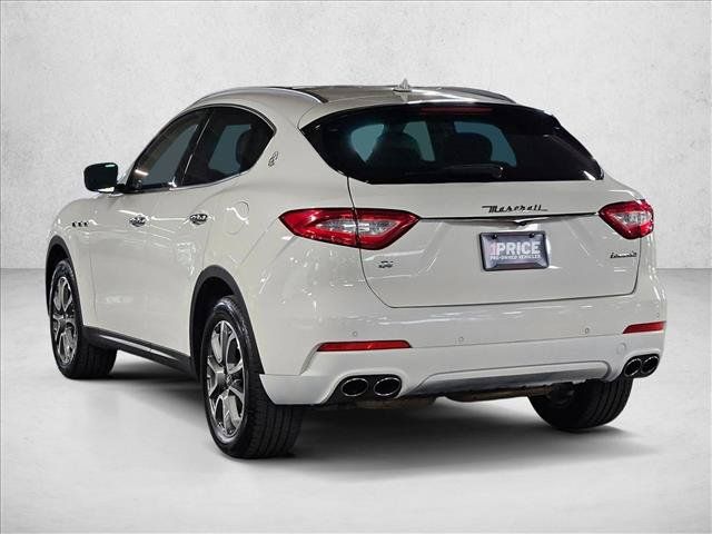 Used 2017 Maserati Levante AWD/4WD image 8