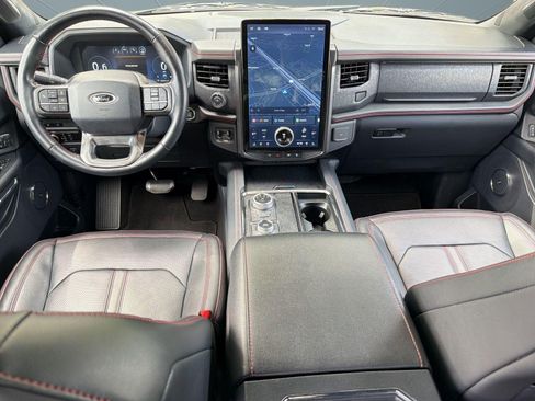 Used 2024 Ford Expedition Limited AWD/4WD image 16