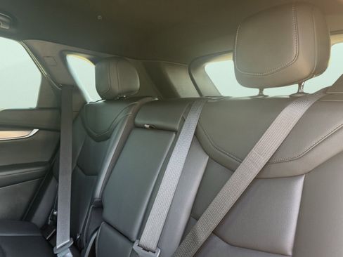 Used 2023 Cadillac XT5 Luxury image 39