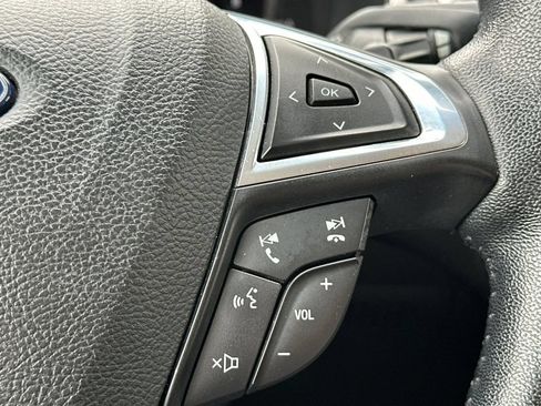 Used 2018 Ford Edge SEL w/ Equipment Group 201A FWD image 24