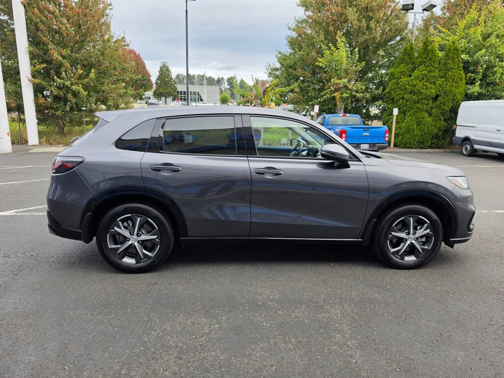 Certified 2024 Honda HR-V EX-L image 6