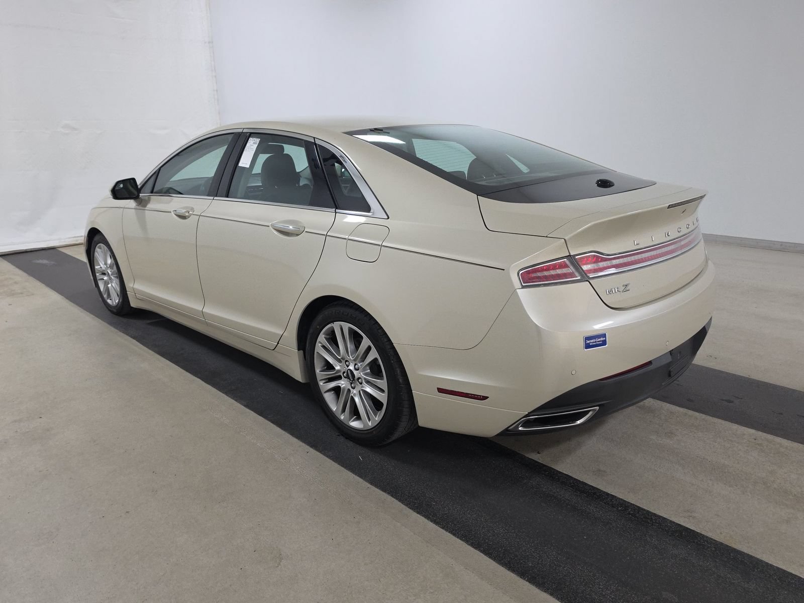 Used 2016 Lincoln MKZ Hybrid w/ Equipment Group 500A Select FWD image 3