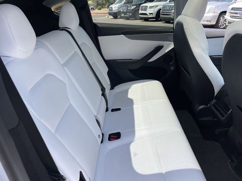 Used 2026 Tesla Model Y 2WD image 15