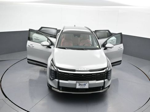 Certified 2026 Kia Sportage SX AWD/4WD image 47