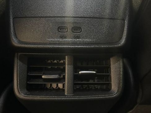 Used 2026 Chevrolet Equinox LT w/ Convenience Package II AWD/4WD image 32