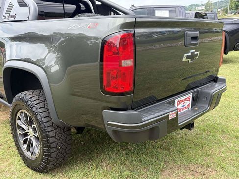 Used 2018 Chevrolet Colorado ZR2 w/ LPO, Premium Interior Package AWD/4WD image 28