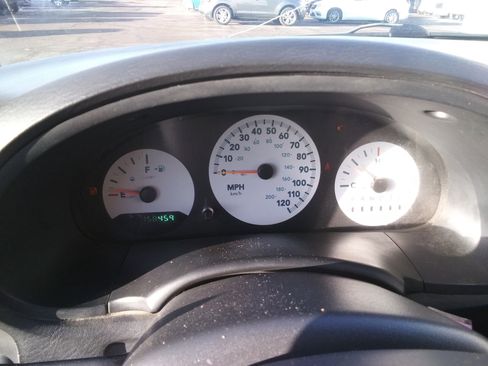 Used 2005 Dodge Caravan SE w/ Popular Equipment Group image 14