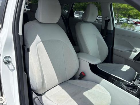 Certified 2024 Hyundai Kona SEL AWD/4WD image 16