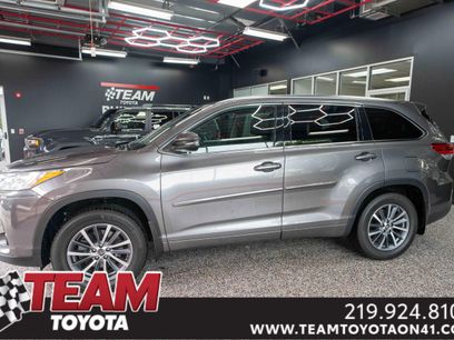 Used 2017 Toyota Highlander XLE w/ Protection Package #3