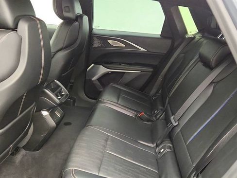 Used 2023 Cadillac Lyriq AWD image 19