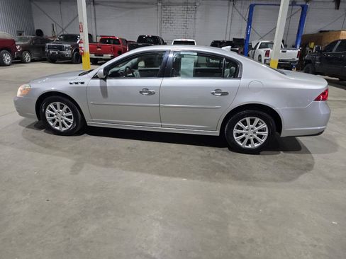 Used 2011 Buick Lucerne CX FWD image 5
