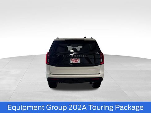 New 2027 Ford Expedition Active RWD image 5