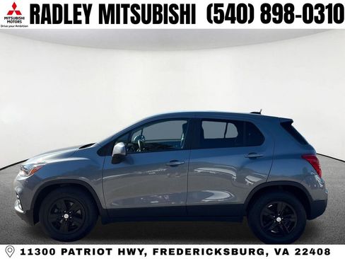 Used 2020 Chevrolet Trax LS w/ Tint and Cruise Package FWD image 14