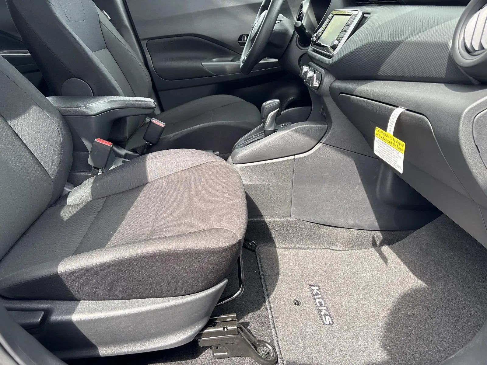 Used 2025 Nissan Kicks Play S FWD image 23