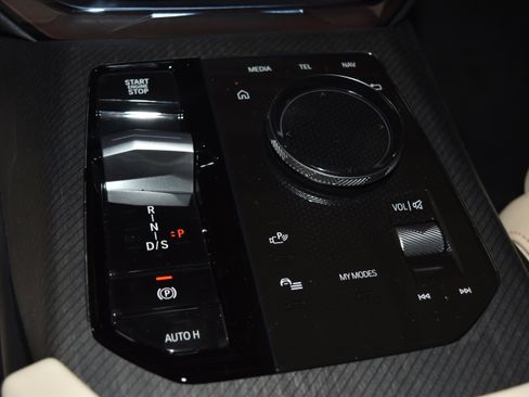 New 2026 BMW X3 xDrive30 w/ Premium Package image 14