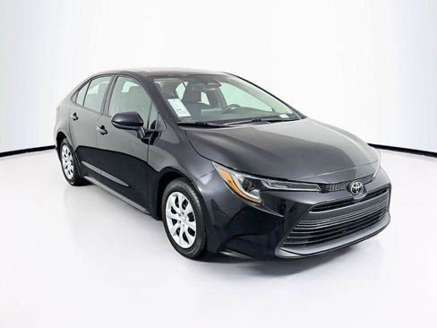 Certified 2024 Toyota Corolla LE FWD image 9